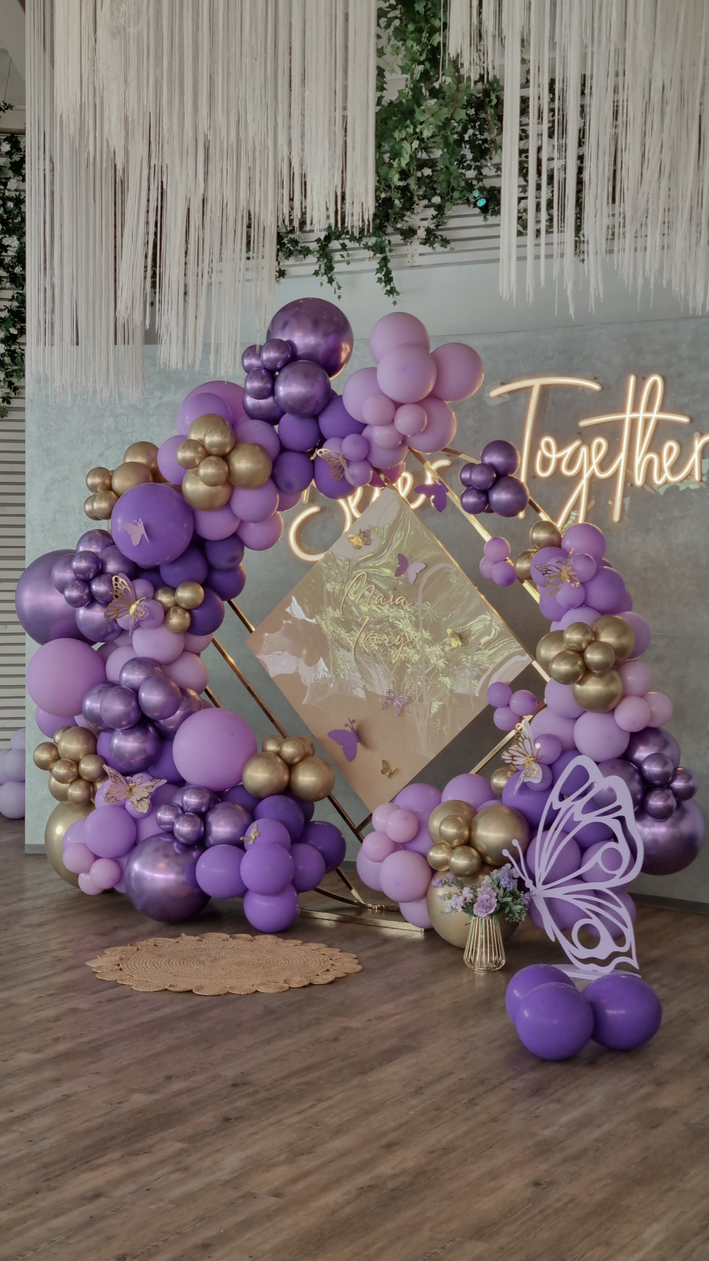 Candycart cu baloane personalizate pentru decoruri de botezuri si petreceri de copii
