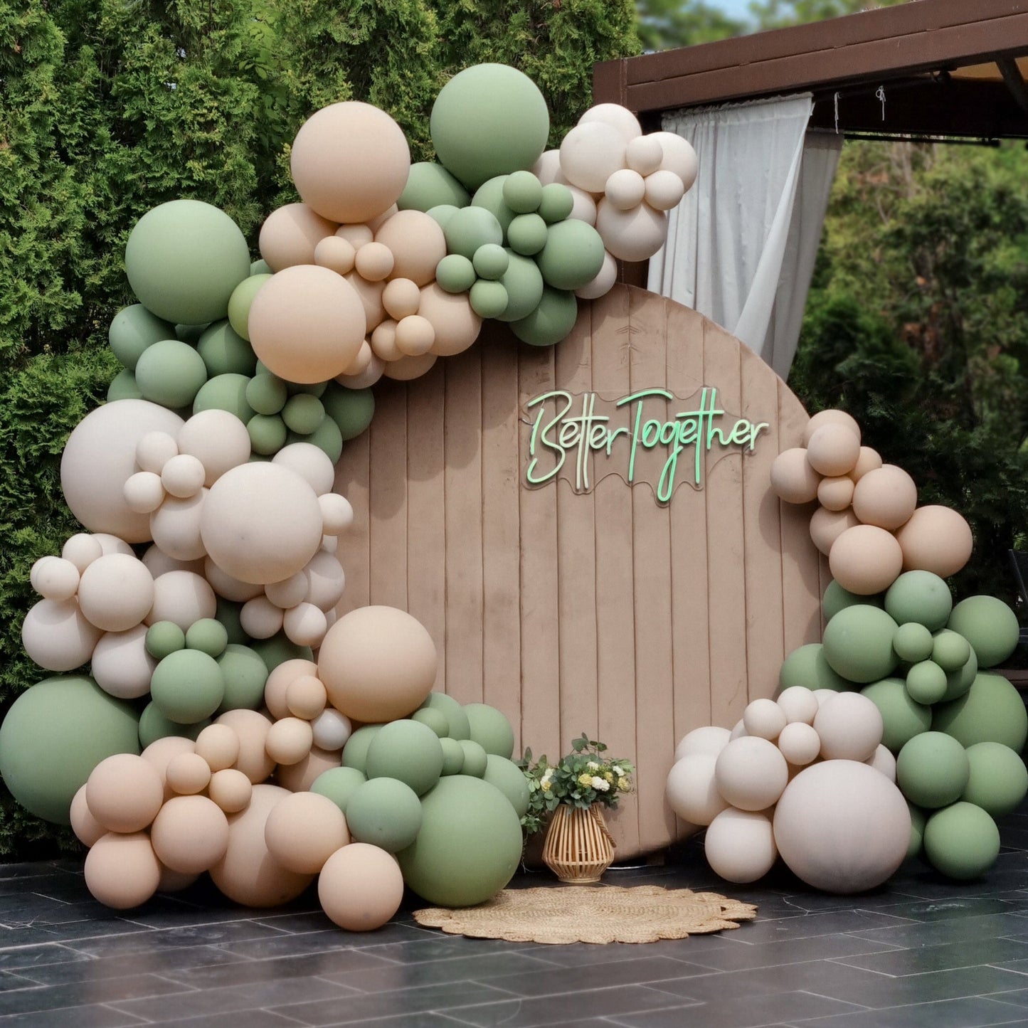 Balon jumbo personalizat cu heliu, ideal pentru decoruri de botezuri si petreceri speciale
