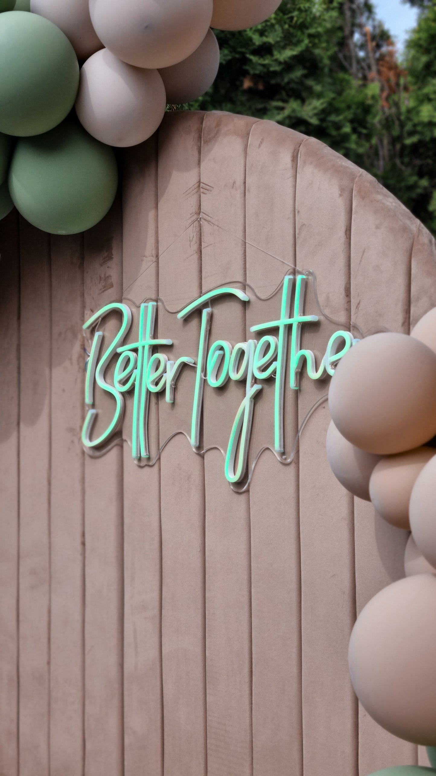 Balon jumbo personalizat cu heliu, ideal pentru decoruri de botezuri si petreceri speciale