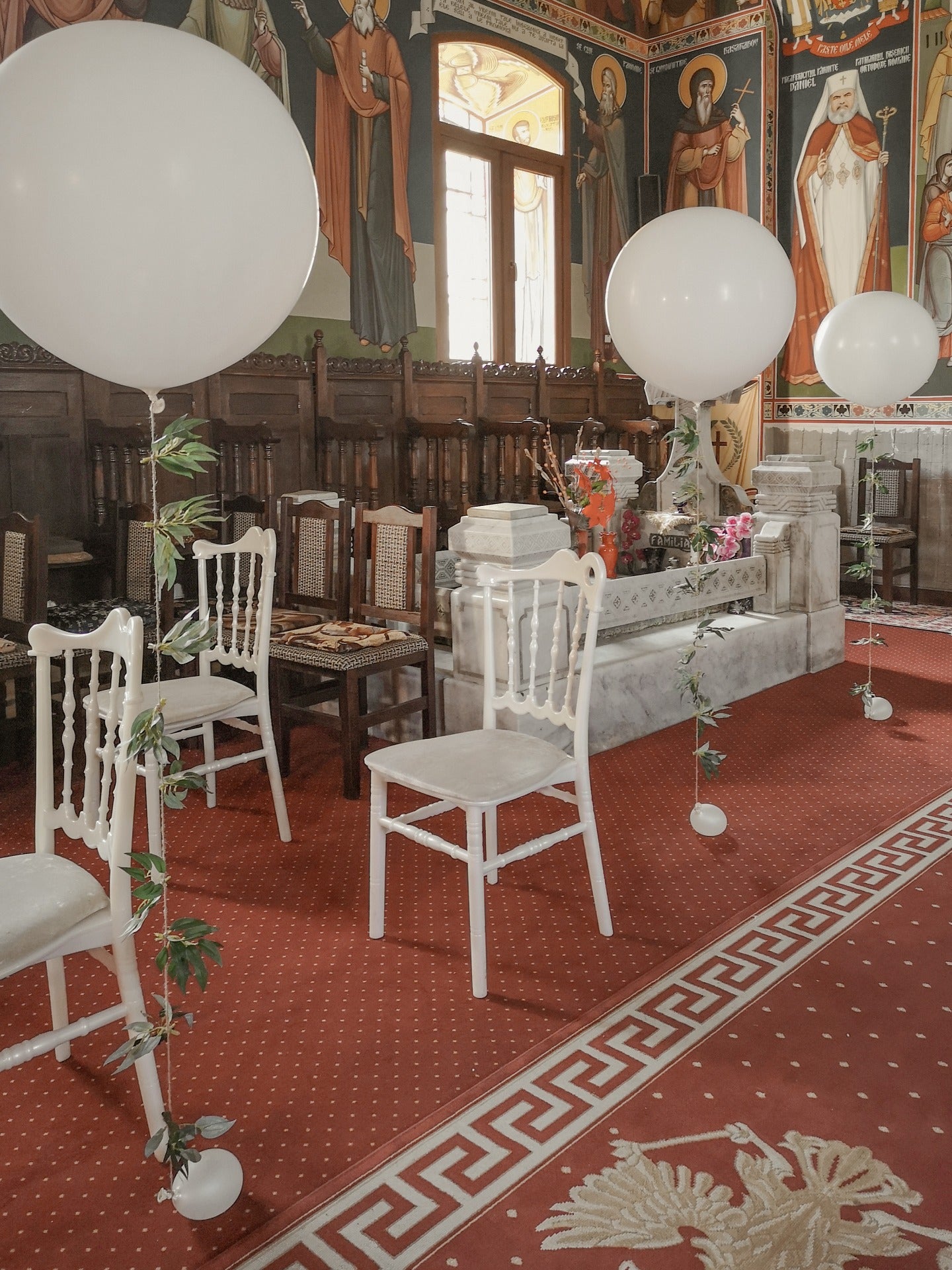 Candycart cu baloane pentru petreceri de copii, botezuri sau evenimente speciale