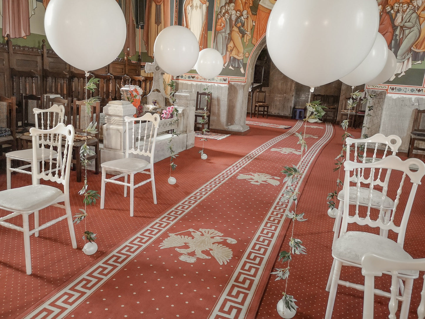 Arcada de baloane personalizata, decor elegant pentru orice tip de eveniment, de la botezuri la nunti