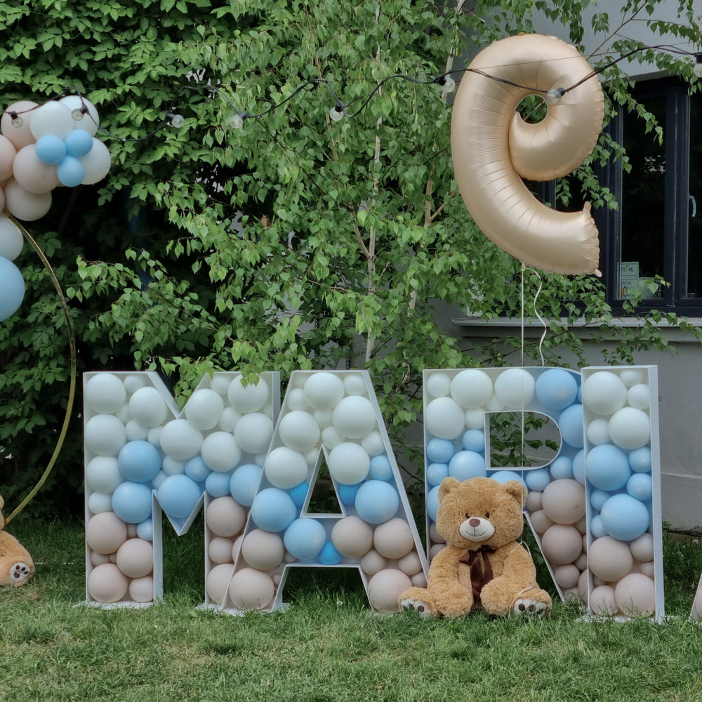 
                      
                        Photocorner cream blue | panel with organic arch and name
                      
                    