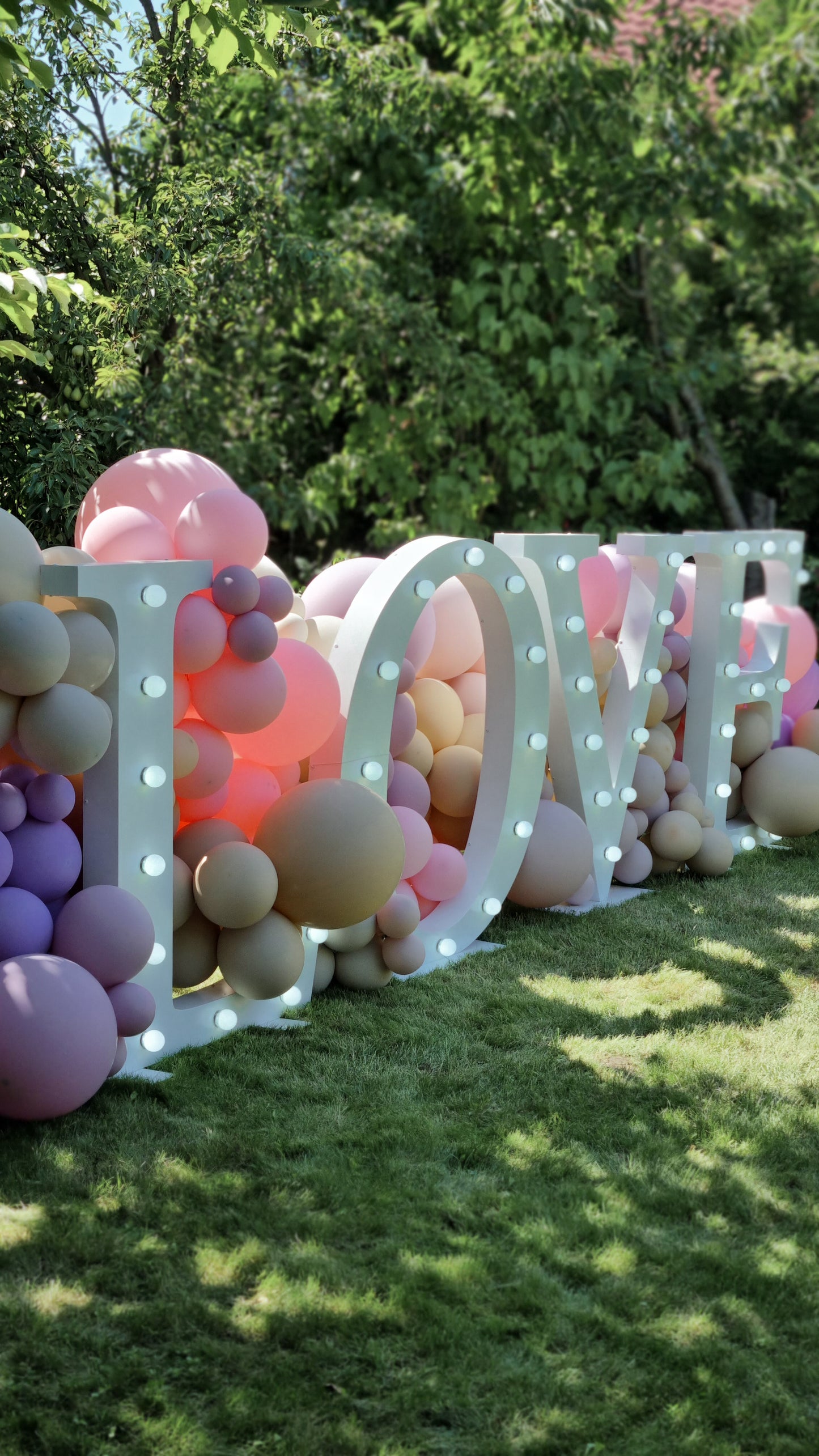 
                  
                    Palloncini | Lettere d'amore con palloncini
                  
                