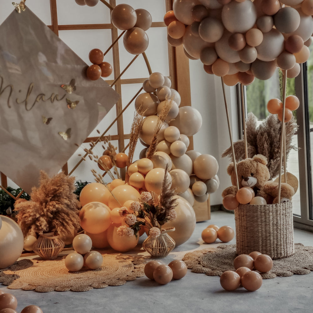 
                      
                        Palloncini | Arco organico e pannello con nome (non include accessori)
                      
                    