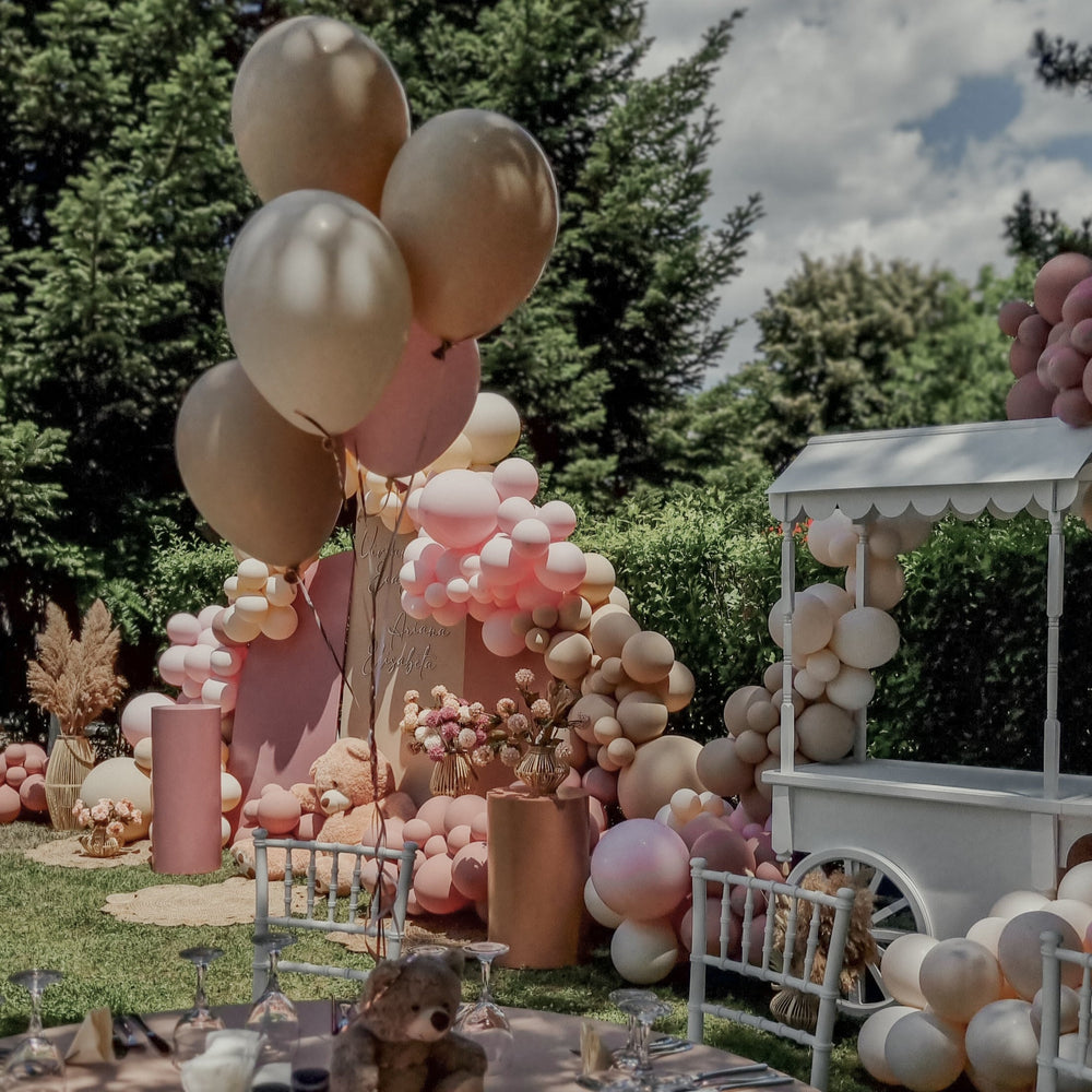 
                      
                        Palloncini | Disposizione dei tavoli | 5 palloncini di elio (con giocattolo)
                      
                    