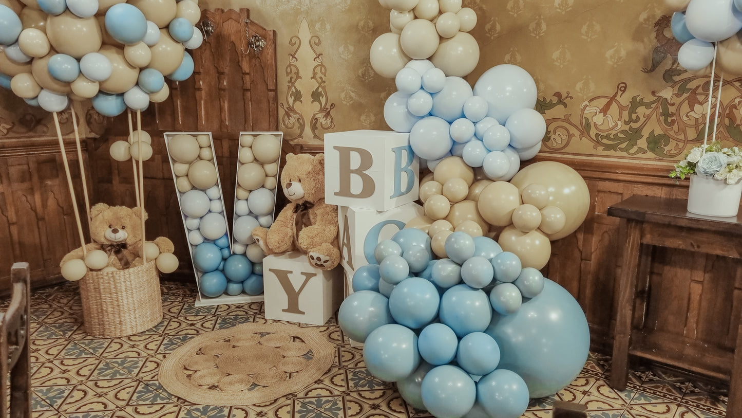 
                  
                    Baloane | Cuburi baby cu arcadă organică
                  
                