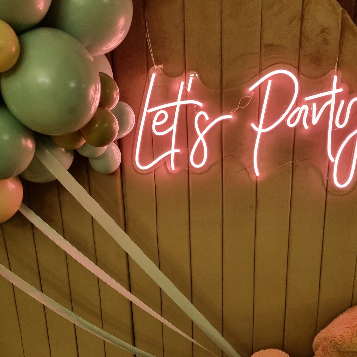 
                  
                    Illuminated neon sign | Let's Party - Rgb - With remote control
                  
                