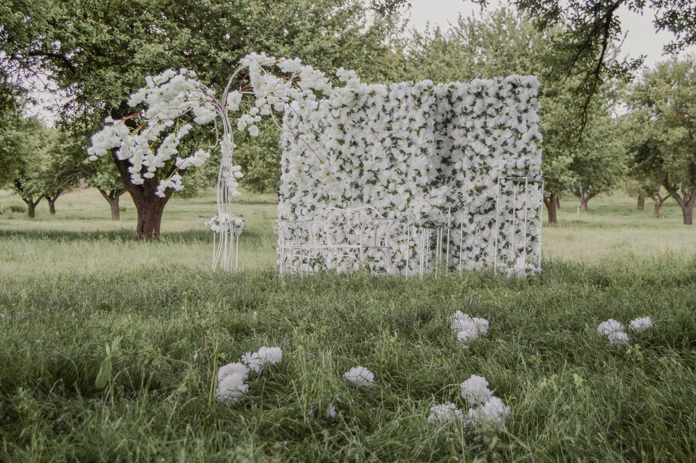
                  
                    Silk flowers | flower panel | white flowers
                  
                
